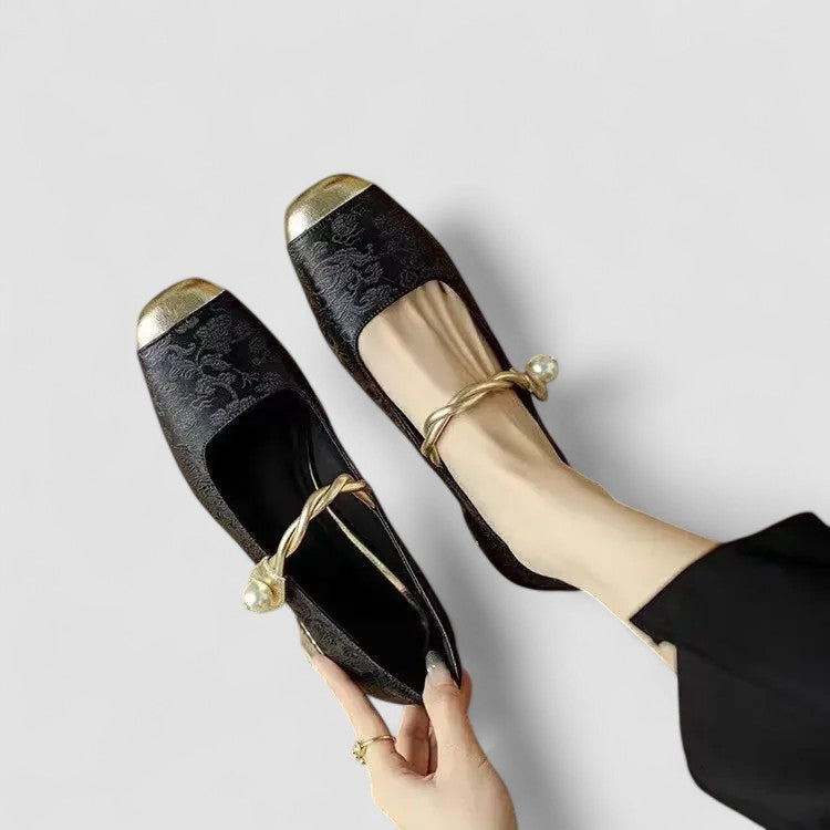 Low Orthopedic Flats